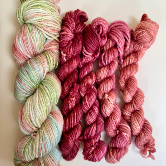 Wallflower "Two Go Adventuring" Cowl Kit