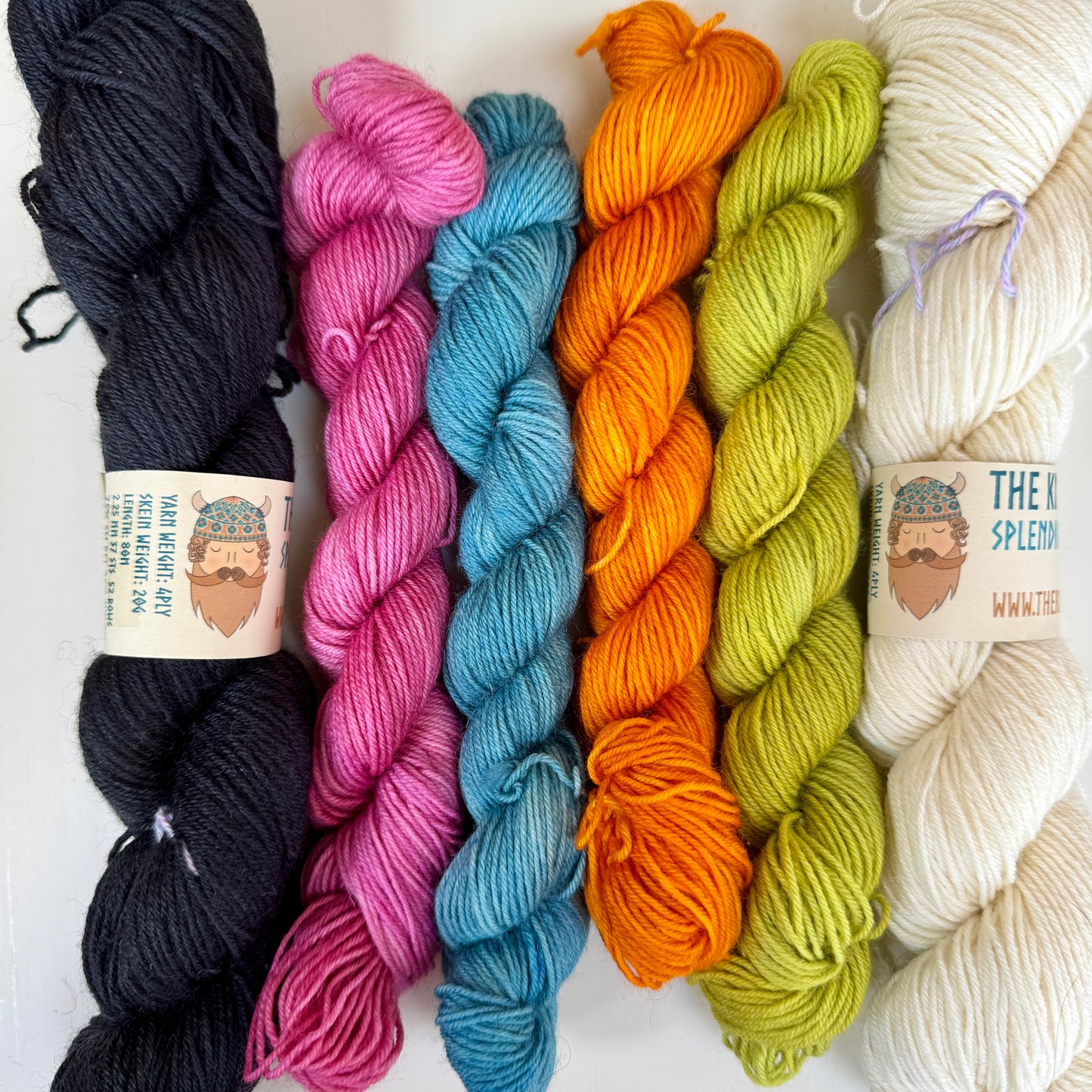 Toon Magpie Socks Kit